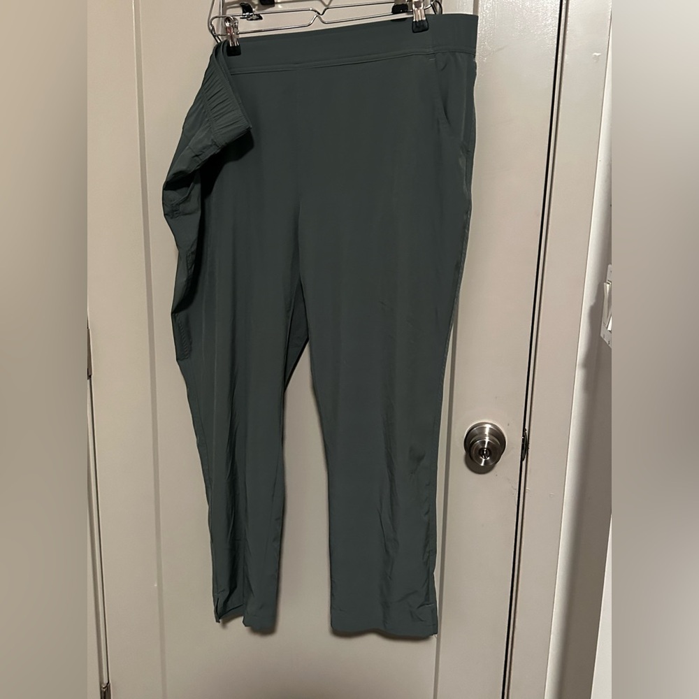 Women's Green Pants